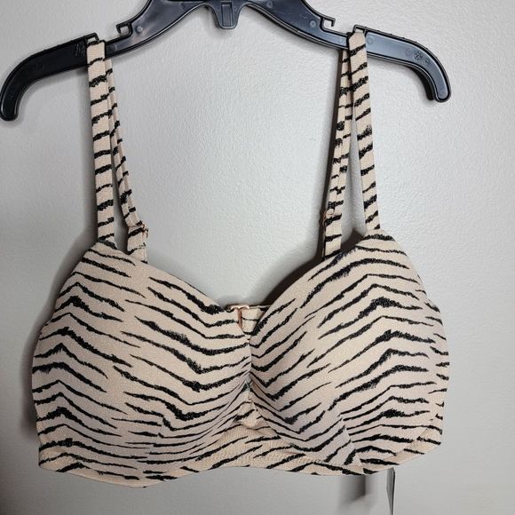 38DD Target Shade & Shore Swim Top - Picture 1 of 5
